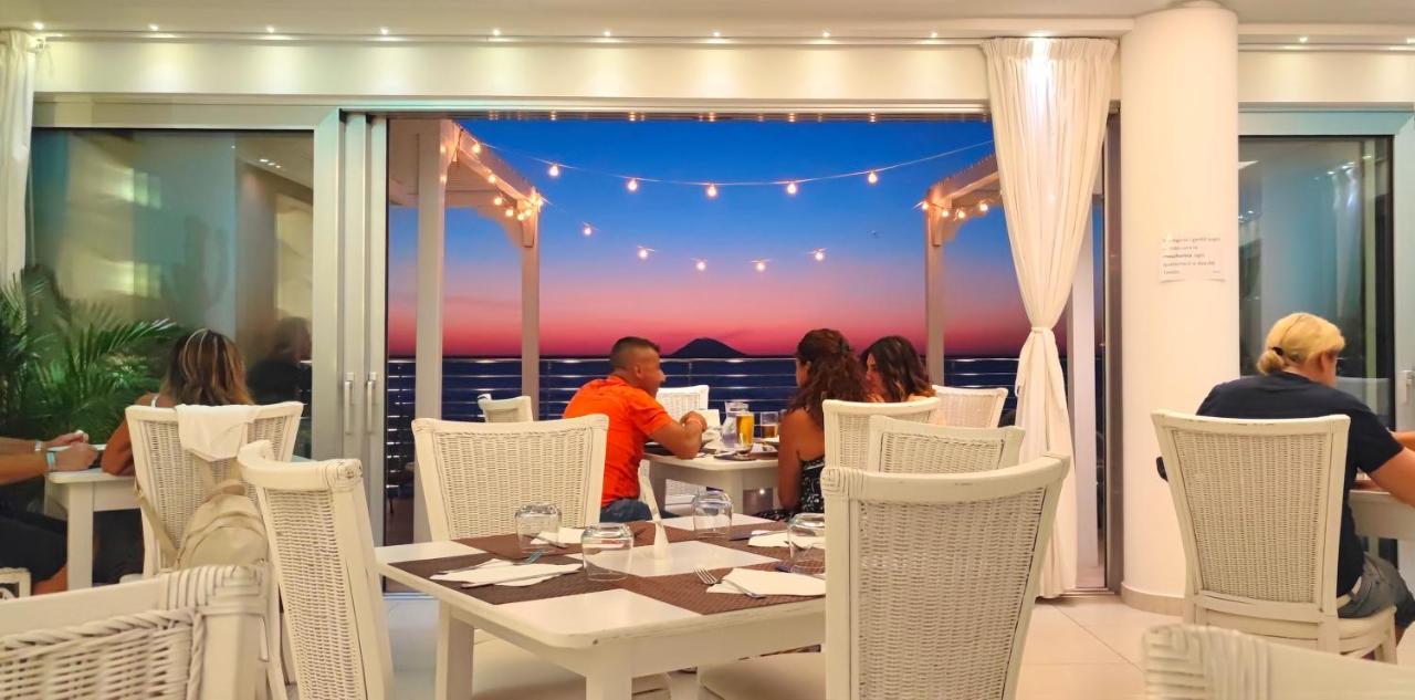 Hotel Resort Rocca Di Vadaro Capo Vaticano Εξωτερικό φωτογραφία