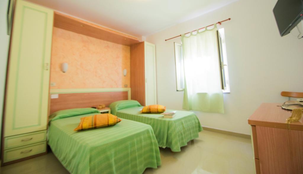 Hotel Resort Rocca Di Vadaro Capo Vaticano Δωμάτιο φωτογραφία