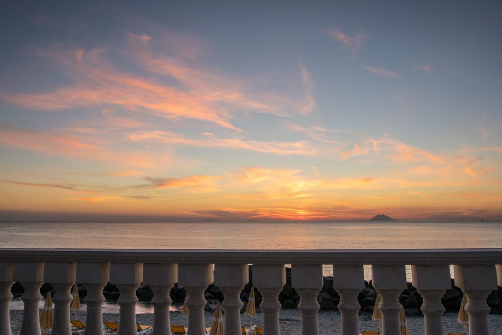 Hotel Resort Rocca Di Vadaro Capo Vaticano Εξωτερικό φωτογραφία