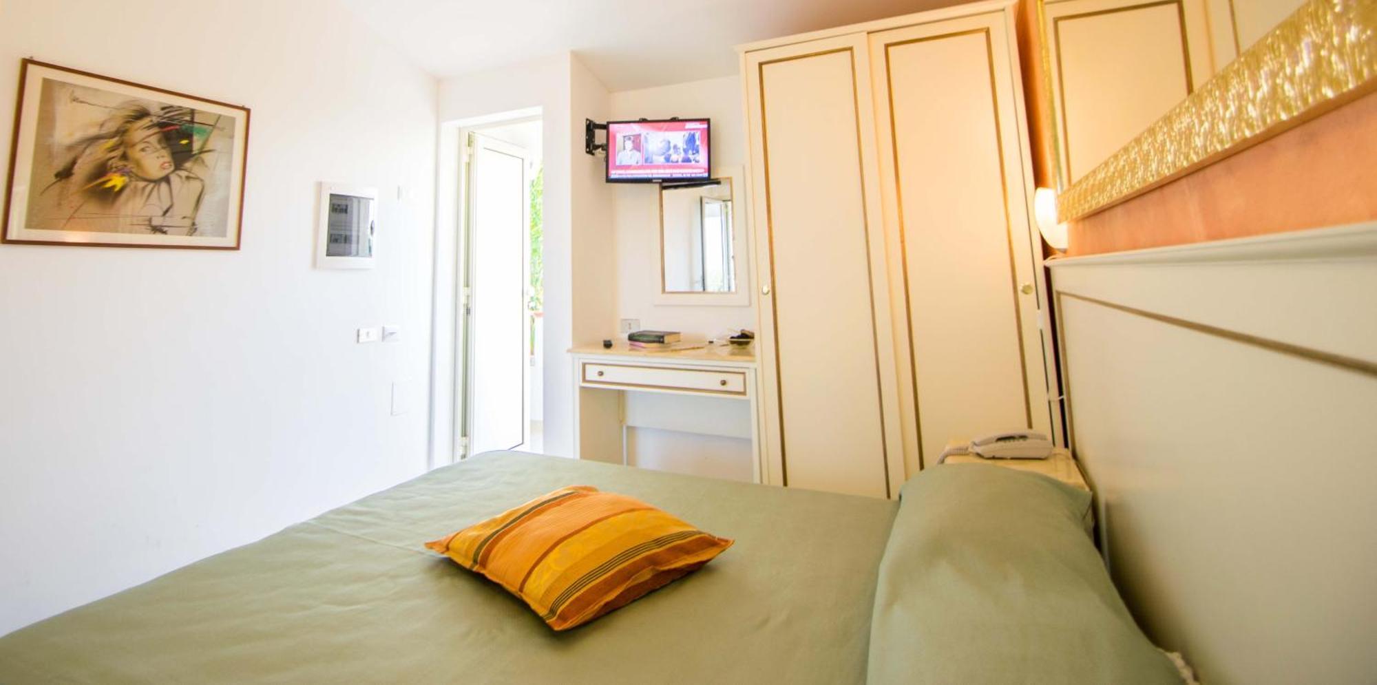 Hotel Resort Rocca Di Vadaro Capo Vaticano Δωμάτιο φωτογραφία