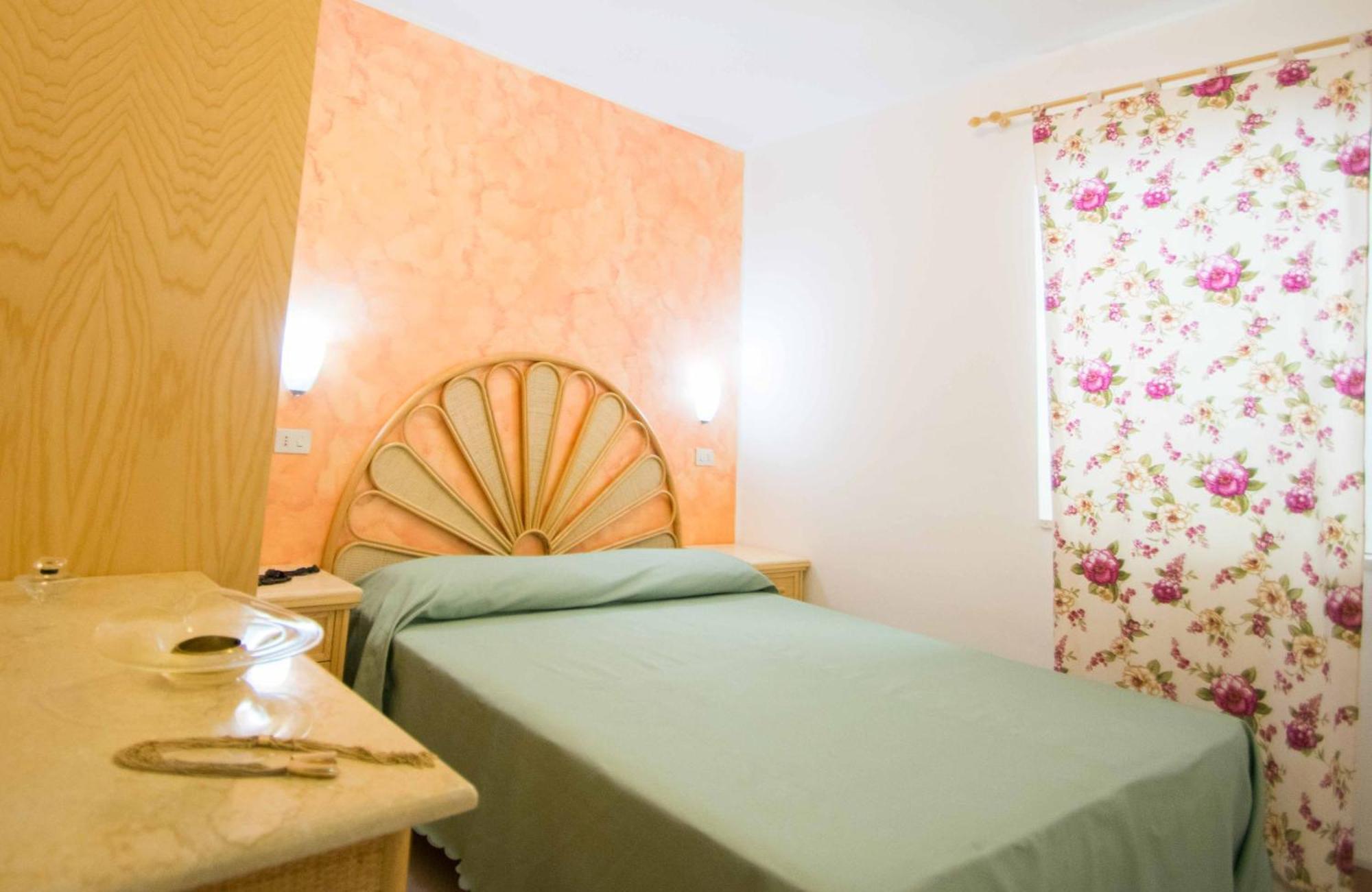 Hotel Resort Rocca Di Vadaro Capo Vaticano Δωμάτιο φωτογραφία