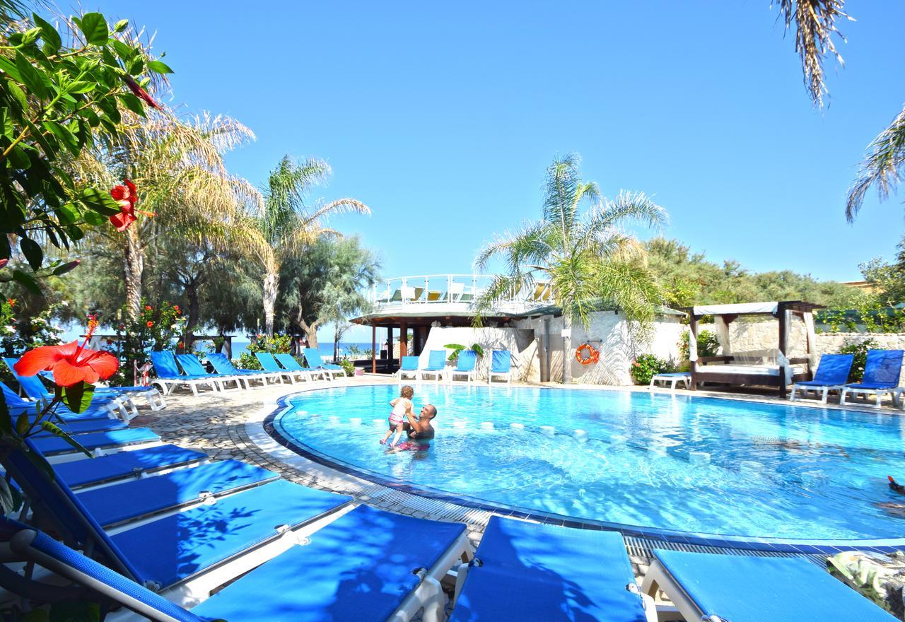 Hotel Resort Rocca Di Vadaro Capo Vaticano Εξωτερικό φωτογραφία