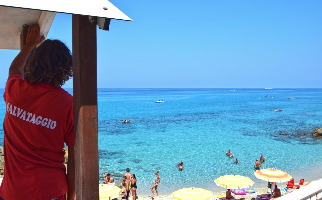 Hotel Resort Rocca Di Vadaro Capo Vaticano Εξωτερικό φωτογραφία